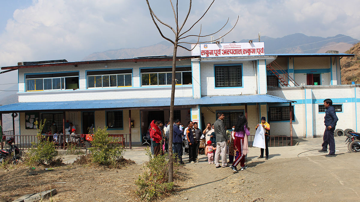 पूर्वी रुकुममा औषधि अभाव, बिरामी समस्यामा 